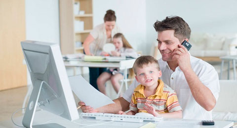 Las vacaciones de los niños, motivo de estrés y preocupación para los padres en el ámbito laboral