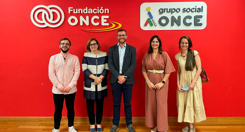 Fundación ONCE y la Universidad Internacional de Valencia firman un acuerdo para garantizar una educación inclusiva y equitativa para todas las personas