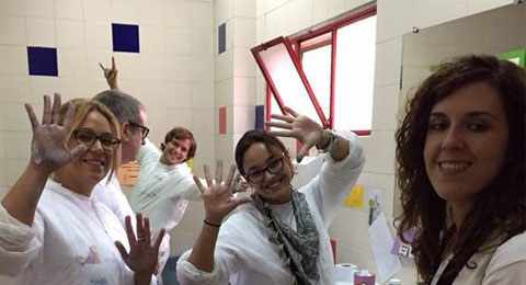 Los trabajadores de Mars España dedican un día de trabajo a rehabilitar un colegio