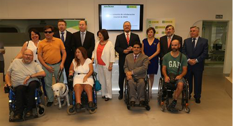 ONCE y Covirán firman con la integración de personas con discapacidad