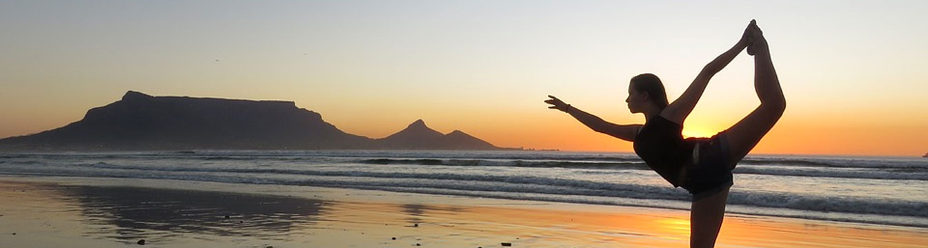 El yoga, la herramienta que no solo reduce el estrés: descubre las ventajas que puede aportarte en tu vida laboral y personal