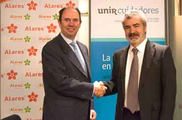 UNIR Cuidadores, de la Universidad Internacional de la Rioja, y Alares firman un acuerdo estratgico 