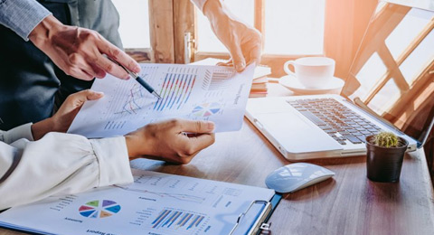 Cul es el perfil mejor pagado del sector financiero? Y el ms demandado?