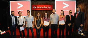 Banco Santander entregó los galardones de la 10º edición del Premio Jóvenes Emprendedores