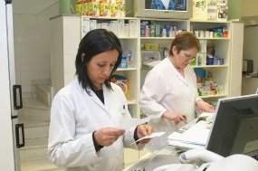 Desciende la demanda de empleo de farmacéuticos en Madrid