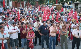 CC.OO. y UGT convocan medio centenar de movilizaciones por el derecho de huelga