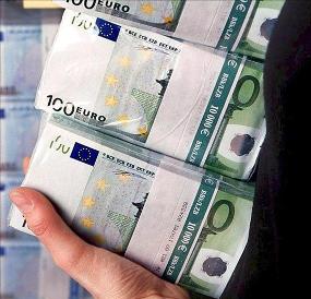 El gasto en prestaciones por desempleo baja un 17,7% y la cobertura cae al 56,5%
