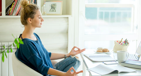 Allianz apuesta por el bienestar de sus empleados a travs del yoga