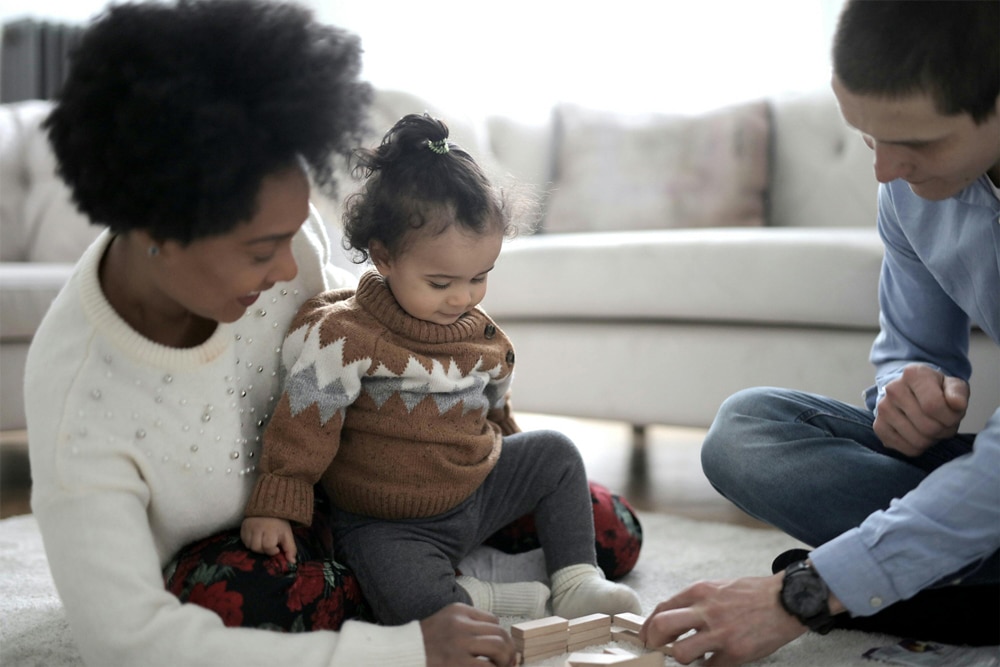 infografía los nuevos permisos por nacimiento, adopción y cuidado del menor en España