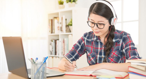 Cinco consejos esenciales para aprovechar al máximo el aprendizaje de idiomas en línea