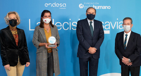 La Fundación ENDESA rinde Homenaje a los más miles de profesionales mayores de 50 años que luchan contra la pandemia