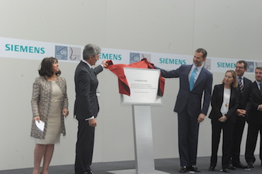 S.M. el Rey inaugura el Centro de I+D+i ferroviario de Siemens que empleará a 350 trabajadores