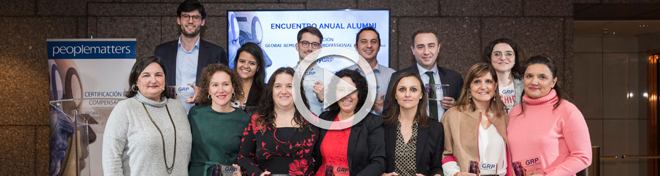 Encuentro Anual Alumni: PeopleMatters entrega 13 certificaciones 'Global Remuneration Proffesional (GRP)'