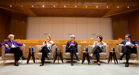 ¿Qué papel juegan las mujeres líderes a la hora de impulsar los principios ESG en las organizaciones?
