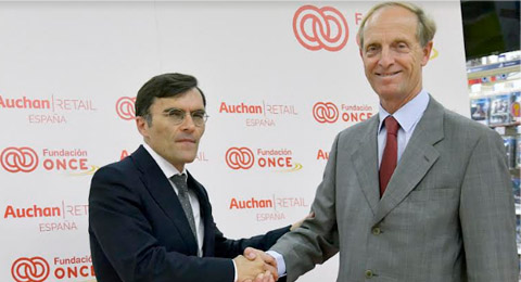 Auchan Retail España renueva su compromiso con Fundación ONCE