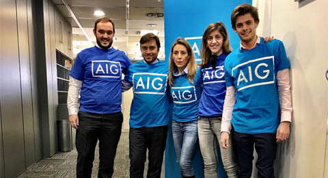 AIG colabora con el Banco de Alimentos