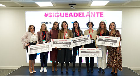 P&G y Womenalia se unen para la cuarta edición de las becas #SigueAdelante para impulsar el emprendimiento femenino