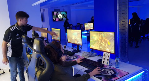 Psicosoft inaugura su nuevo centro de alto rendimiento 'gaming' en Barcelona