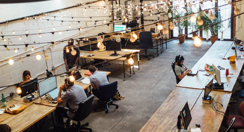 El 25% de las empresas que trabajan en espacios flexibles o coworkings son startups