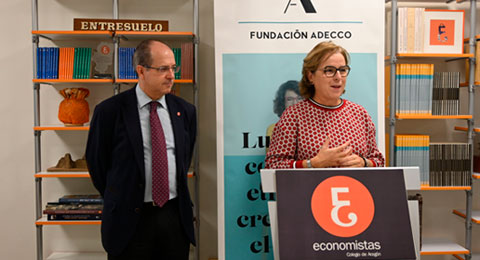 Personas con discapacidad intelectual realizan prácticas en empresas asociadas al Colegio de Economistas de Aragón