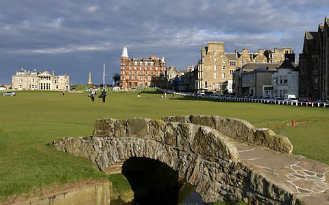 ¿Qué director de RRHH va a jugar por primera vez al golf en el Ould Course de St Andrews?