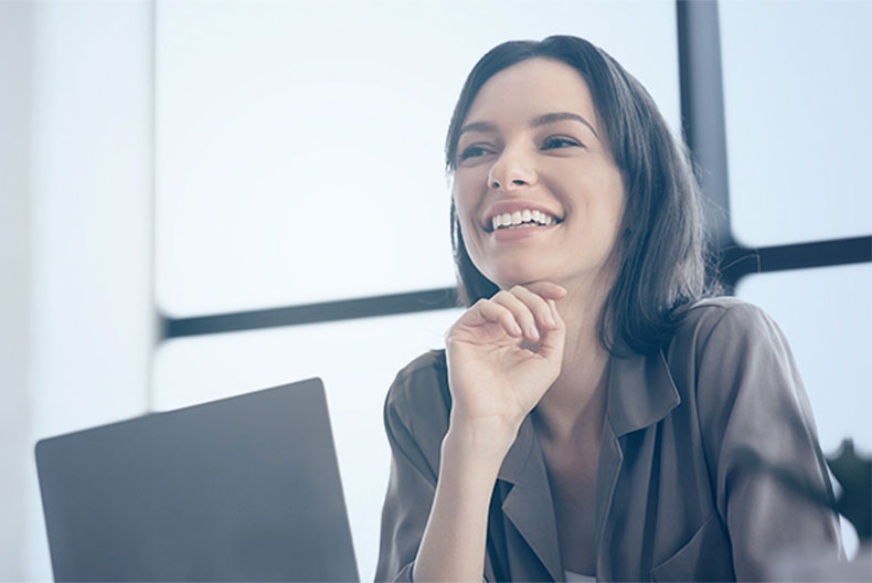 Estée Lauder se une a TherapyChat para impulsar el bienestar emocional en el entorno laboral