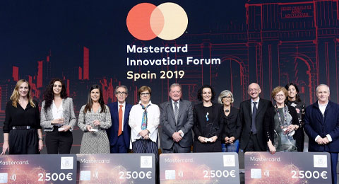 La Fundación Real Academia de Ciencias de España (FRACE) y Mastercard entregan los Premios al Joven Talento Científico Femenino