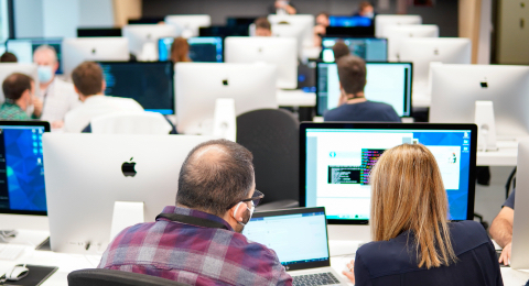 Fundación Telefónica impulsa el empleo digital con la puesta en marcha de nuevos cursos online gratuitos en 2022