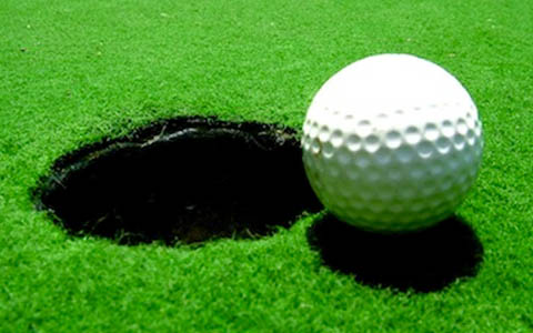 ¿Qué empresa de consultoría patrocina el 7º Torneo de Golf RRHHDigital.com?
