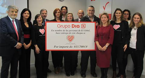 Empleados de Grupo DIA donan 13.700 euros para un proyecto infantil de Menudos Corazones