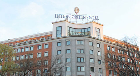 El Hotel Intercontinental reabre sus puertas tras un año y medio cerrado por la pandemia y sus empleados se irán reincorporando progresivamente