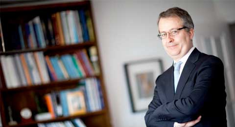 La Cátedra de Management de IE University y Fundación Bancaria “la Caixa”  estará liderada por Javier Fernández Aguado