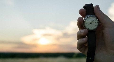 El 64% de los españoles reconoce llegar siempre tarde, entre 5 y 15 minutos