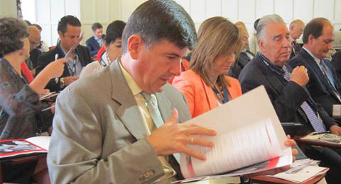 La Fiscalía pide imputar al exministro de Trabajo Manuel Pimentel