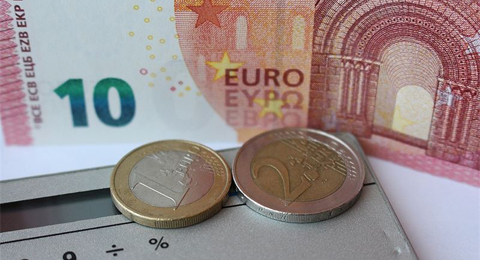 España, entre los países de la UE donde menos subirán los salarios este año