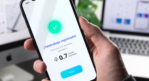 Una app premia al usuario por reducir las emisiones de CO2 en el trabajo