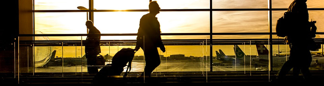 Así se están adaptando a la era del teletrabajo los centros comerciales, hospitales, aeropuertos, estaciones...