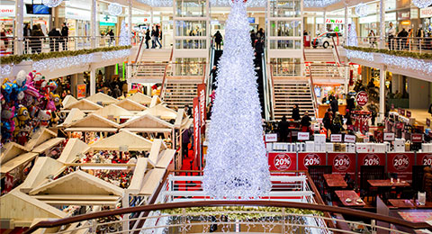 La campaña de Navidad generará 402.000 contratos, un 17% menos que el año pasado