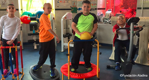 Sprinter y la Fundación Aladina subvencionan terapias deportivas para niños con cáncer