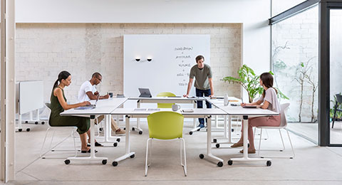 ¿Cómo transformar la oficina tradicional en espacios de trabajo saludables, agile y smart?