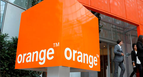 Orange ayuda a reducir la brecha digital de los hogares más vulnerables