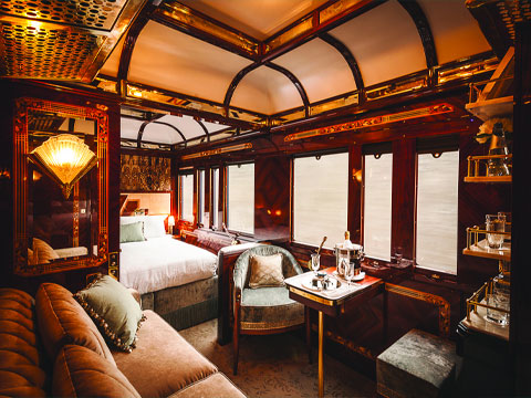 ¿Qué directivos han disfrutado de una agradable comida en el 'Orient Express español'?
