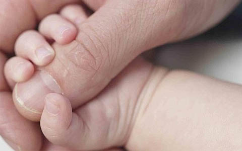El permiso de paternidad en España pasará de dos a cuatro semanas en 2017