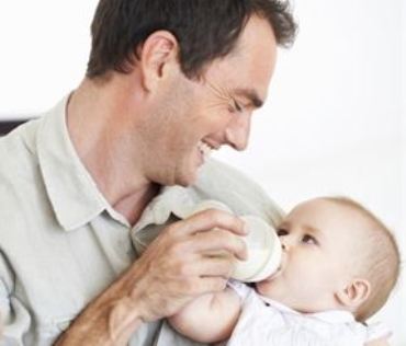 Hacienda dicta pautas para el derecho al permiso de lactancia de los padres