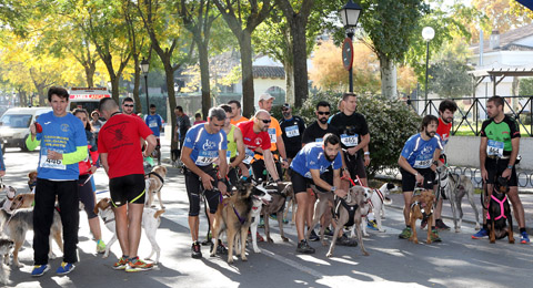 I Canicross Solidario 'Corre y ladra por una buena causa'