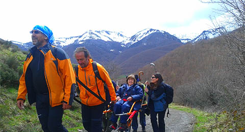 Personas con movilidad reducida se acercan a la naturaleza gracias a más de 200 voluntarios