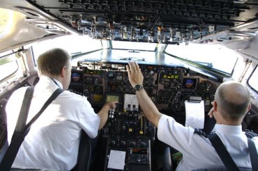 Los pilotos de altos vuelos tienen más riesgo de lesiones cerebrales