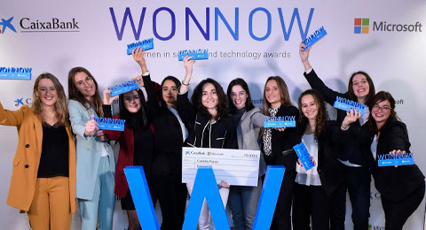 Las mejores alumnas de grados universitarios técnicos, premiadas por CaixaBank y Microsoft