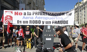 La CGT mantiene los paros en Barajas para los días hoy y el 31 de agosto