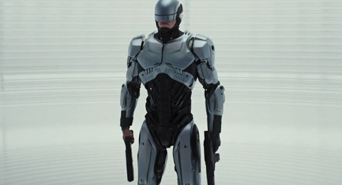 ¿Quién es conocida como la 'RoboCop'?